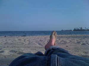 Preparing for a little snooze before my gig at Viento y Agua. Ahh...