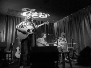 Performing in the round with Matt Zeltzer and Dan Grimm at Zoey's Café in Ventura, CA. Performing in the round with Matt Zeltzer and Dan Grimm at Zoey's Café in Ventura, CA.